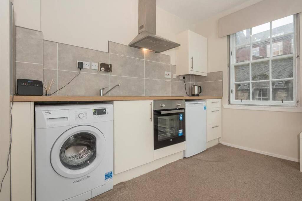 One Bedroom Websters Land Flat - Grassmarket Edinburgh Ngoại thất bức ảnh